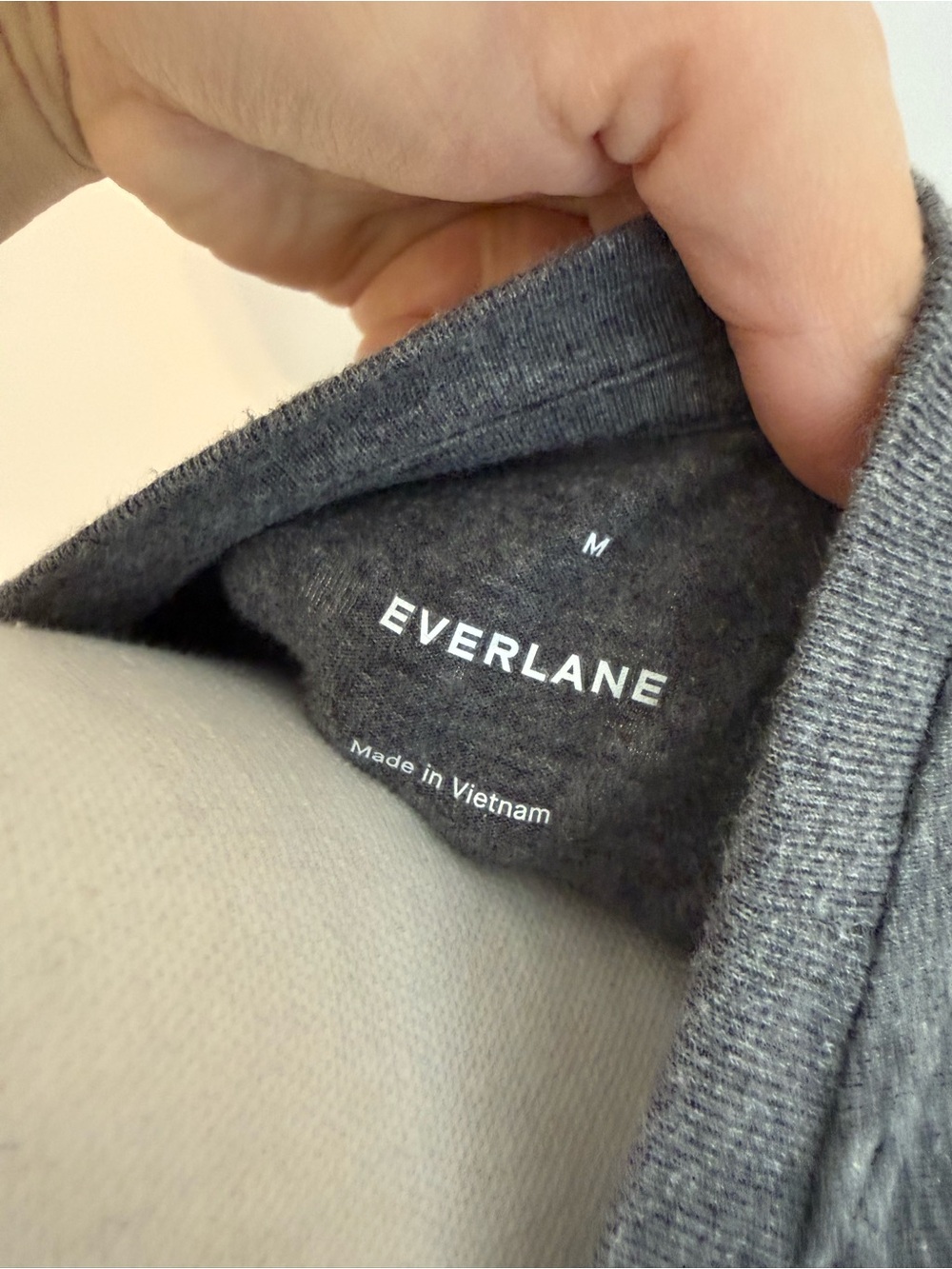 3 pack bundle Everlane tees size M - Picture 2 of 9